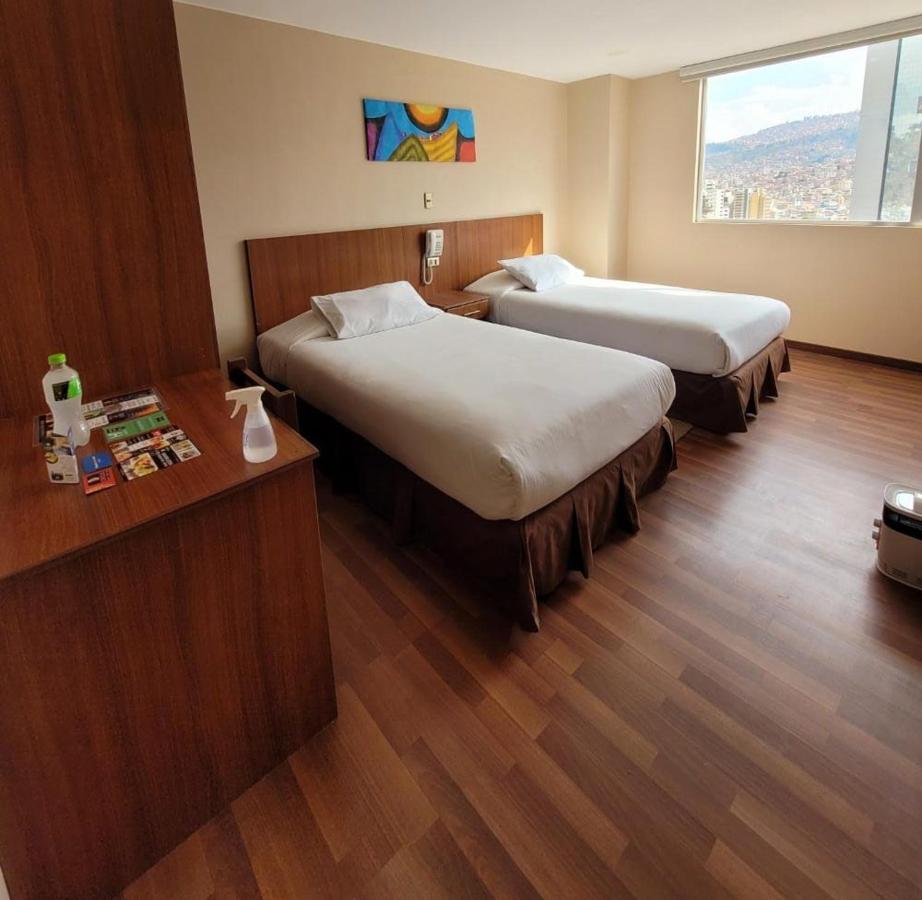 Hotel Madrid La Paz Exteriör bild