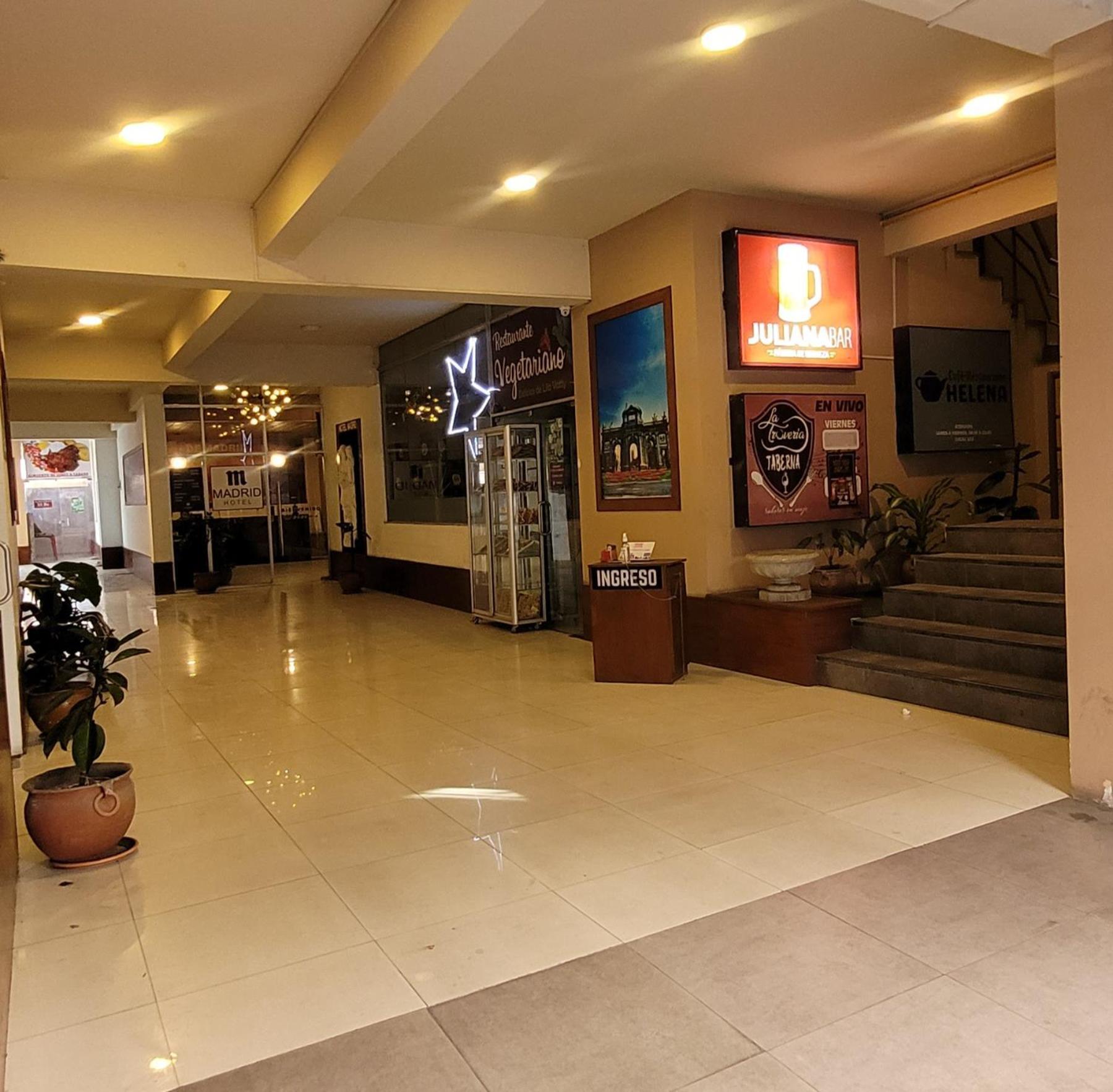 Hotel Madrid La Paz Exteriör bild